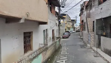 Homem e filho são esfaqueados após discussão por "gato" de energia em Salvador