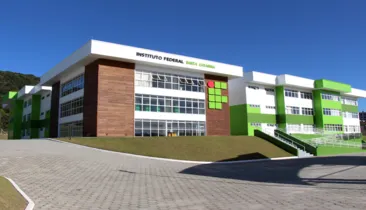 Instituto Federal lança concurso com vagas que pagam até R$ 5,2 mil