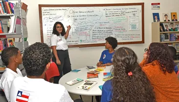 Lei na Bahia obriga escolas estaduais a debater prevenção da gravidez precoce