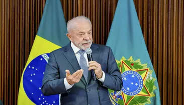 Lula faz cobrança após Nunes Marques suspender pesquisa AtlasIntel