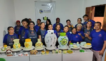 Projeto de cerâmica de artesãos baianos é exposto na Exposibram 2026