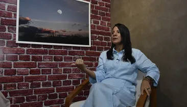 Rowenna aponta cenário desafiador para as mulheres na política
