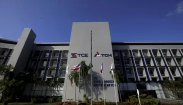 TCM-BA apura supostos contratos familiares de R$ 2,5 mi em prefeitura