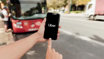 Uber suspende expansão de serviço de delivery