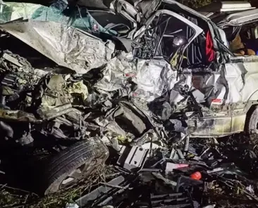 Drogas e contramão: inquérito detalha acidente com 16 mortos na Bahia