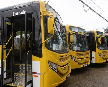 Obras na Ribeira alteram itinerários de ônibus a partir de segunda-feira