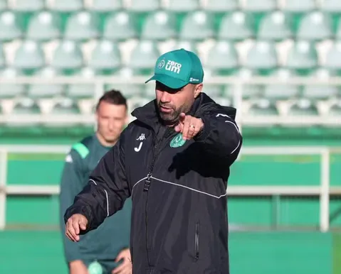 Adversário do Bahia tem 7 desfalques e técnico que nunca jogou Série A - Imagem