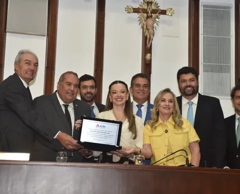 Alba celebra 215 anos da ACB e destaca importância do setor produtivo