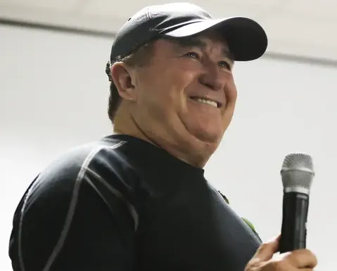 Amado Batista é condenado por morte de criança e deve pagar quase R$ 500 mil de indenização