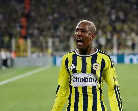 Anderson Talisca diz que a fase do Bahia no Brasileirão é "delicada" - Imagem