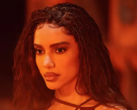 Anitta lança capa da segunda parte do álbum “Equilibrium”