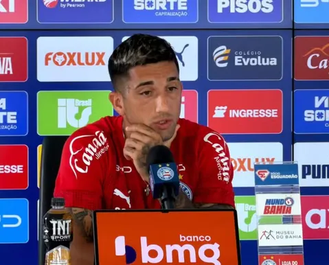 Após pedir para sair, Kike Olivera é relacionado pelo Bahia