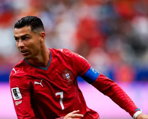 Atleta da RD Congo diz que não se esforçou tanto para marcar Cristiano