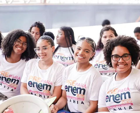 Aulão Prepara ENEM 2026 incentiva 4 mil estudantes da rede estadual, na Concha Acústica do TCA