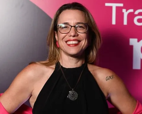 Autora de best-seller lança livro sobre alta performance em vendas - Imagem