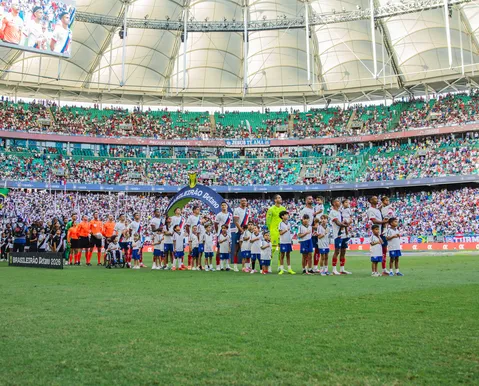 Bahia detona gramado da Fonte Nova após críticas: “Sem condições”