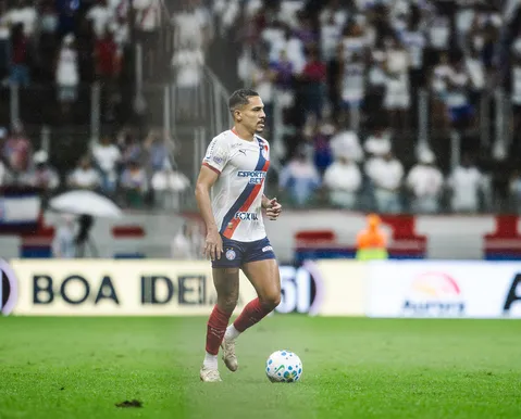 Bahia oficializa rescisão de contrato com o lateral-direito Gilberto