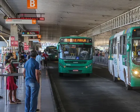Bahia registra queda de quase 77% nos roubos a ônibus em junho