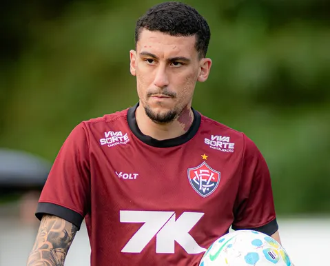 Baralhas comemora vitória e vê Kayzer "iluminado" em lance decisivo - Imagem