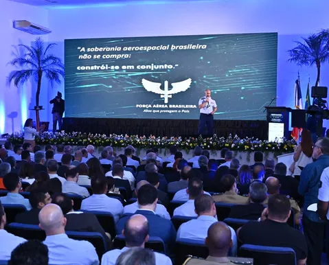 Base Aérea de Salvador sedia evento para consolidar polo aeroespacial - Imagem