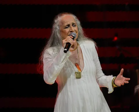 Bethânia faz 80: Bahia terá comemorações para celebrar a vida da artista - Imagem