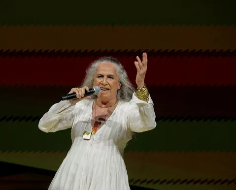 Bethânia faz 80: relembre a carreira de sucesso da artista baiana - Imagem