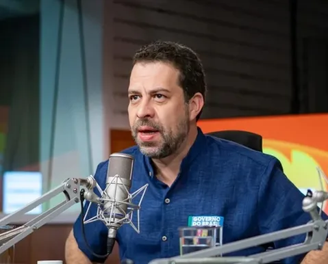 Boulos quer ofensiva contra Flávio Bolsonaro por tarifaço de Trump