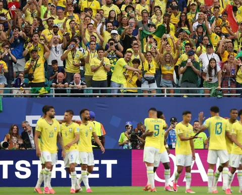 Brasil avança sem suspensões para a 2ª fase da Copa do Mundo