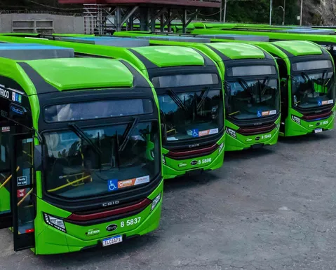BYD assume o topo e vira gigante dos ônibus elétricos na América Latina - Imagem