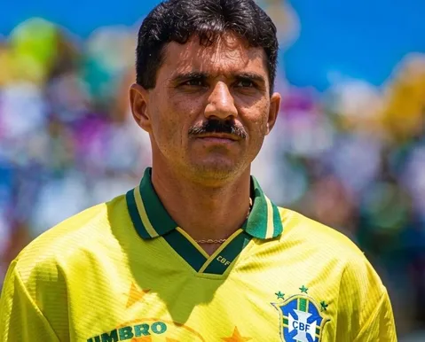 Campeão do mundo pelo Brasil é preso ao embarcar para a Copa nos EUA