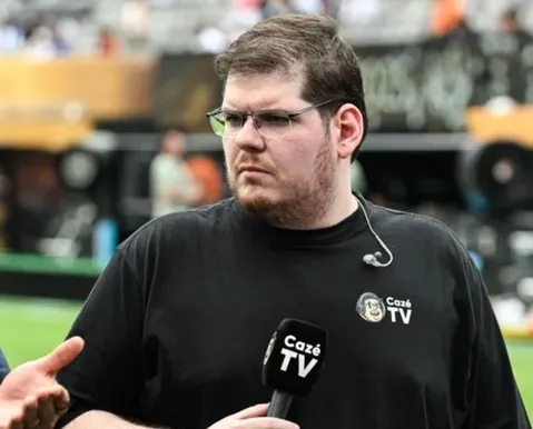 Casimiro vende sua parte na CazéTV para holding; veja o que muda
