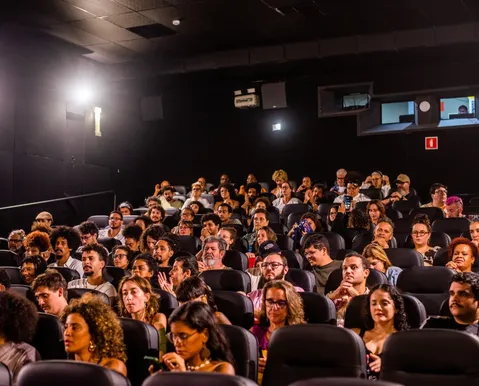 Cinema de graça: Glauber Rocha lança projeto com sessões gratuitas