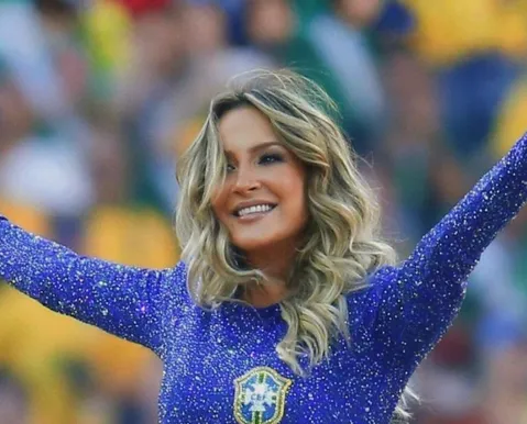 Claudia Leitte defende Neymar após eliminação na Copa do Mundo