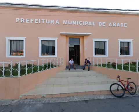 Concurso de prefeitura baiana têm 101 vagas com salários de R$ 3 mil - Imagem