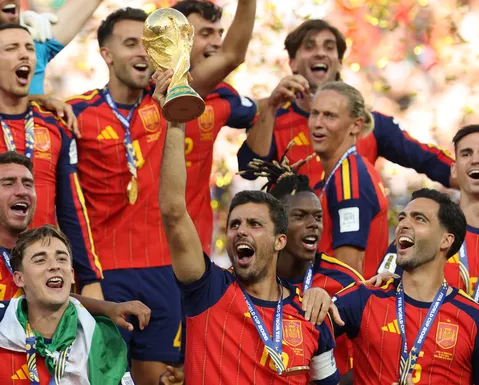 Craque da Copa troca City pelo Barcelona em negócio de R$ 423 milhões