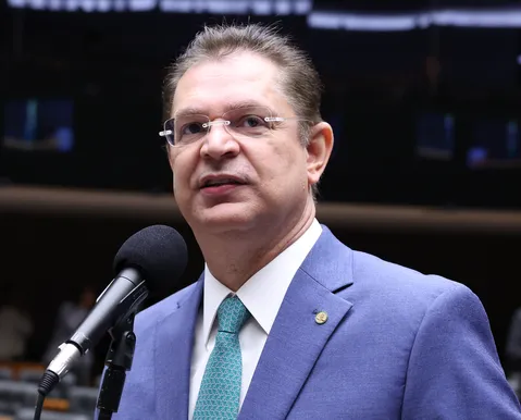 Defendida por bolsonaristas, escala 4x3 é rejeitada pelo Centrão