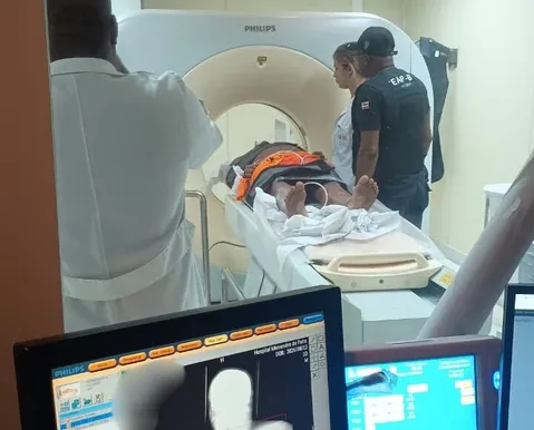 Detentos são internados com drogas no organismo após saída temporária na Bahia - Imagem