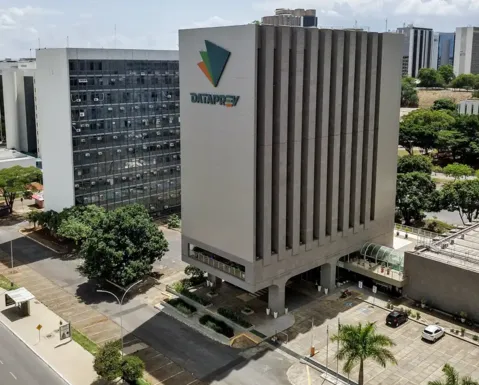 Empresa federal de tecnologia abre concurso com 1,8 mil vagas