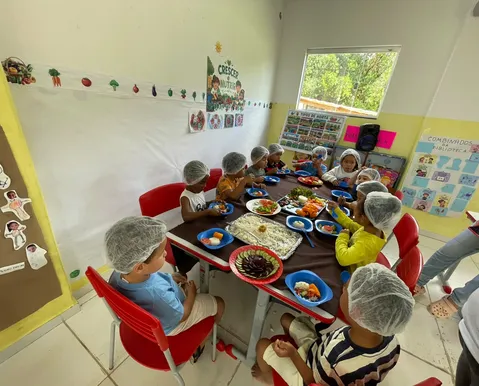Escola de Morro do Chapéu cria horta para ensinar alimentação e sustentabilidade