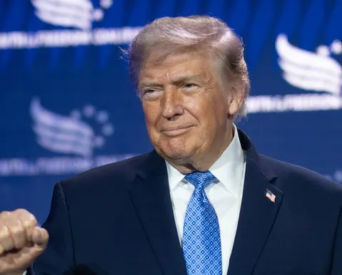Estados Unidos lançam moeda de US$ 1 com o rosto de Donald Trump