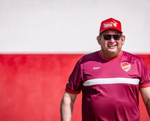 Ex-Bahia acerta com líder da Serie B e será treinado por Guto Ferreira