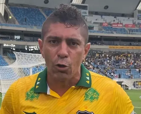 Ex-Bahia brilha na Série D e cobra Ancelotti por vaga na Copa do Mundo