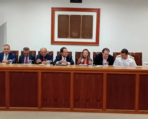 Guerras atuais já afetam economia do Brasil, alerta especialista