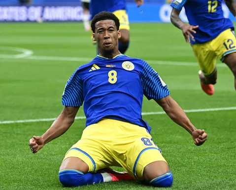 Histórico! Curaçao se torna menor país a marcar um gol em Copas