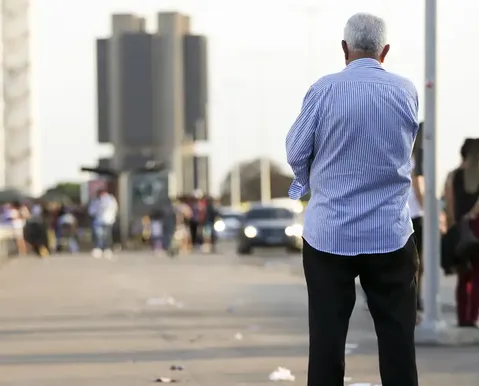 INSS muda aposentadoria; veja quem terá que trabalhar mais tempo - Imagem