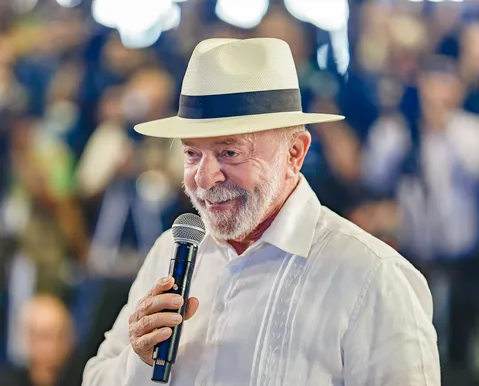 Isenção do IR e Farmácia Popular são os maiores acertos de Lula, diz AtlasIntel - Imagem