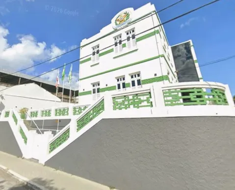 Itajuípe: contrato de R$ 8,7 milhões é alvo do TCM por 'drible' em concurso