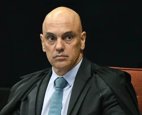 Itália critica Alexandre de Moraes ao negar extradição de Zambelli