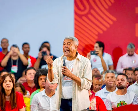 Jerônimo propõe levar ensino em tempo integral a todas as escolas estaduais - Imagem