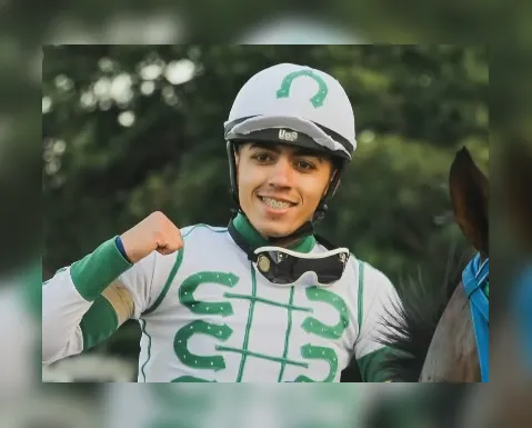 Jóquei morre após cair de cavalo durante corrida no Rio de Janeiro - Imagem